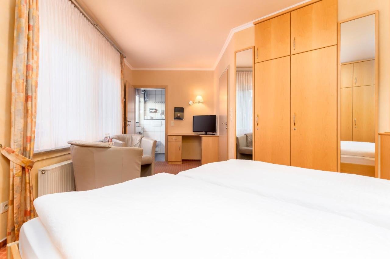 Gaestehaus Klein ชมาลเลนแบร์ก ภายนอก รูปภาพ